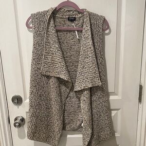 Jones New York Women's Black and White Knit Cardigan Vest